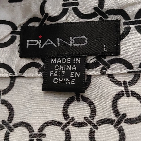 Piano Long Sleeve Blank and White Blouse Size L - Picture 8 of 9